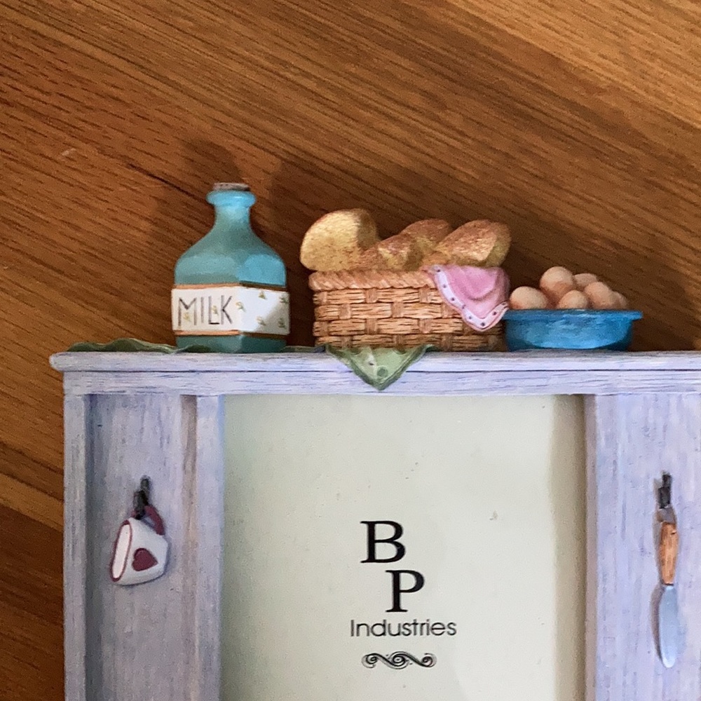 NEW Photo Frame - Picture 2 of 5